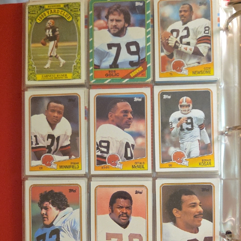 Topps Football Trading Cards Collection - Picture 2 of 2
